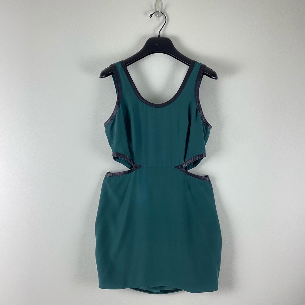 Parker Open side leather trimming silk